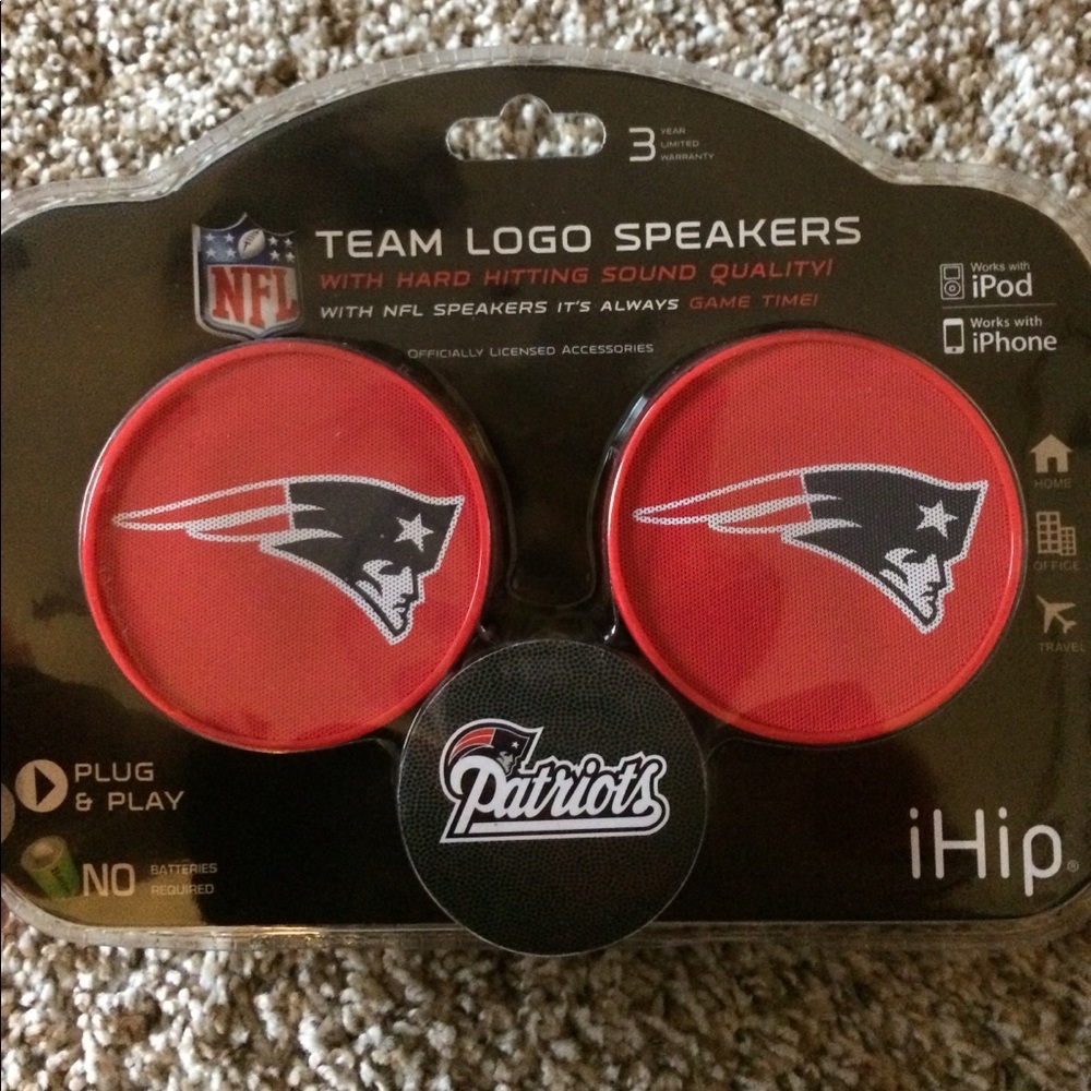 Portable speaker system